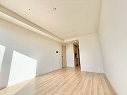 伸びやかな空間のなかで、ゆったりとしたひとときを過ごせます。