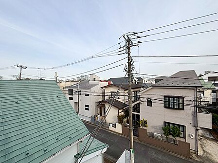眺望や窓からの景色が良いと、家で過ごす時間も快適です。