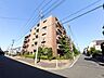 外観：忙しく過ぎゆく日常を置き去るほど、ゆったりした時間が流れる住環境。