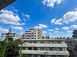 眺望や窓からの景色が良いと、家で過ごす時間も快適です。