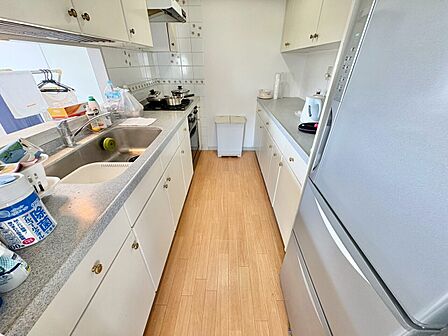 開放感のあるキッチンスペース。調理をしながら、会話も弾みそうですね。