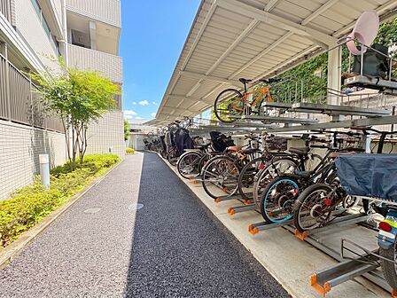 駐輪場も綺麗に整頓されています。※空き状況は都度ご確認下さい。