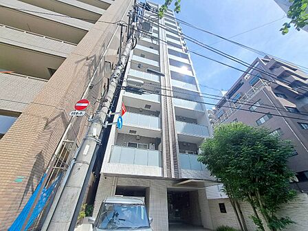 飽きのこないシンプルモダンな外観です。