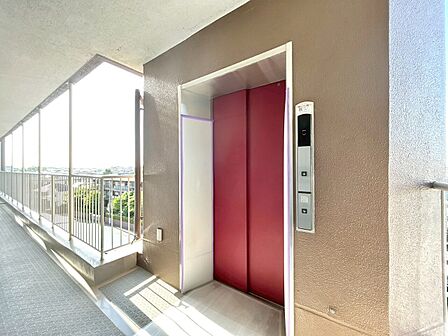 エレベーター完備のため荷物が多くなっても安心。