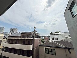 陽当たり・通風・開放感に恵まれた環境です。
