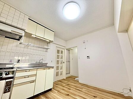 落ち着いた雰囲気に包まれて、伸びやかな空間。