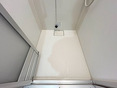 十分な広さの脱衣所。