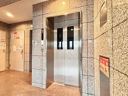 エレベーター完備のため荷物が多くなっても安心。