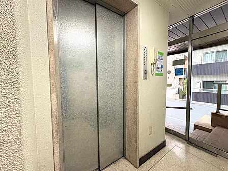 エレベーター完備のため荷物が多くなっても安心。