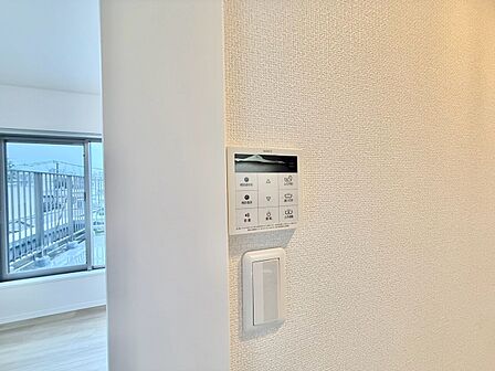 見やすい画面で操作しやすい給湯パネル。