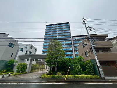 外観:飽きのこないシンプルモダンな外観です。 外観:飽きのこないシンプルモダンな外観です。