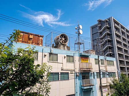 陽当たり・通風・開放感に恵まれた環境です。