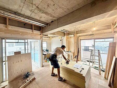 落ち着いた雰囲気に包まれて、伸びやかな空間。