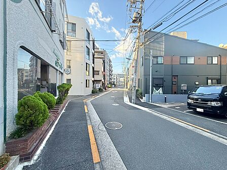 アクセスに優れ、ビジネスにもプライベートにも広範囲にカバーします。