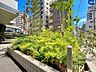 その他：マンションの敷地内には、中庭もございます。