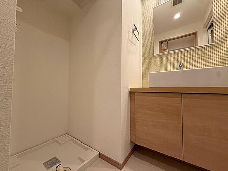 十分な広さの脱衣所。