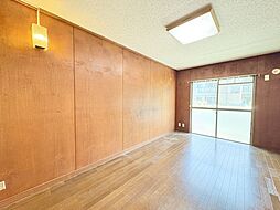 居間