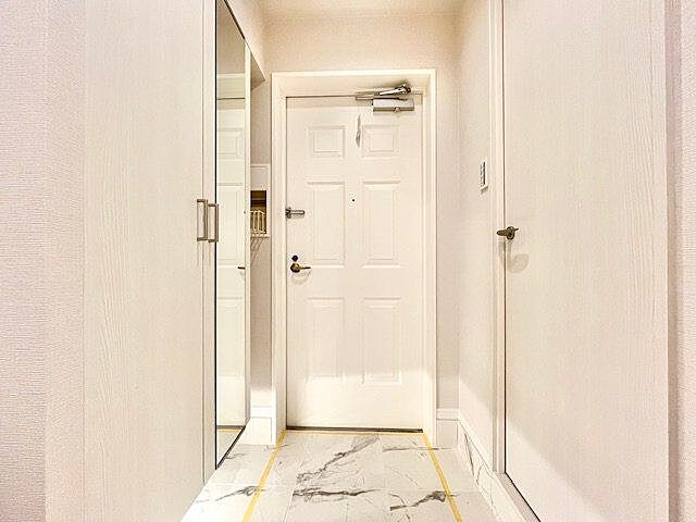 玄関 西戸山タワーホウムズサウスタワー 12階/1203
