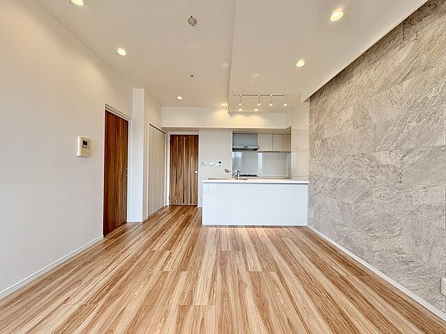 リビング/ダイニング フェイバリッチタワー品川 16階/1604