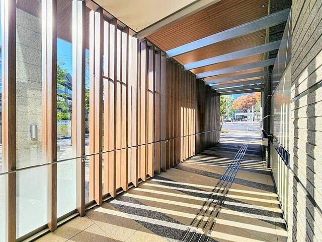 エントランス マジェスタワー六本木 4階/-