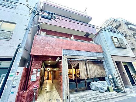 お住まいの顔となる外観。様々なシーンで違った魅力的な表情を見せてくれます。