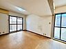 室内：心も体もあたたまる、ほっとしたひとときをこの部屋ですごしてみませんか。