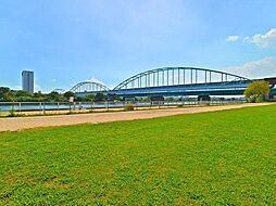 多摩川大橋緑地 600m