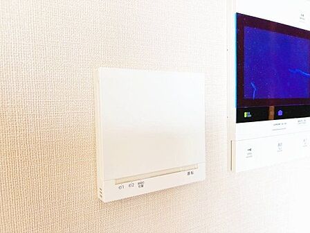 床暖房付き。冬場も足元暖かく快適です。
