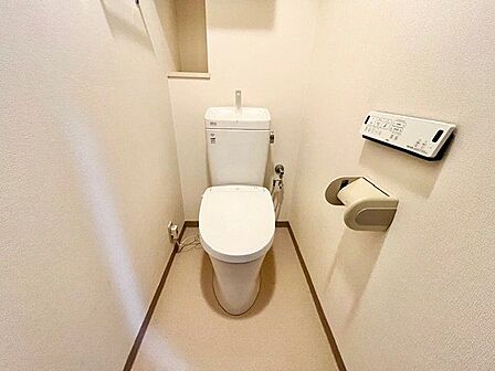 シンプルな色使いとデザインでリラックスできる快適な空間を演出。