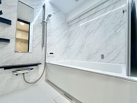 機能性とデザイン性に重点を置き、くつろぎの空間を演出しました。