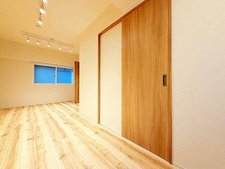 豊かな居住性と、クオリティが見事に調和した住空間は、住まうことの喜びを感じさせてくれます。