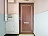 玄関：心も体もあたたまる、ほっとしたひとときをこの部屋ですごしてみませんか。