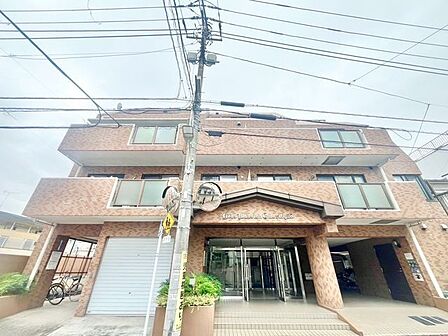 お住まいはご家族を見守り受け入れてくれます。ご家族の「日常」という物語の舞台となることを祈っています。