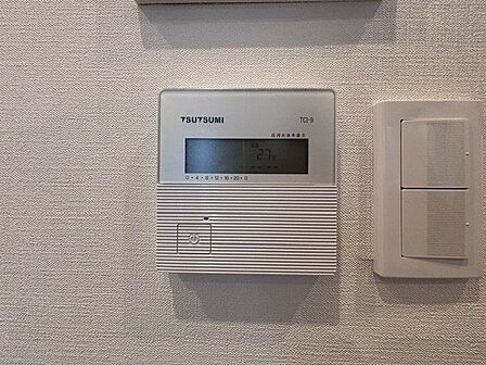 リビングダイニングには床暖房完備。乾燥も空気の汚れもなく快適です。
