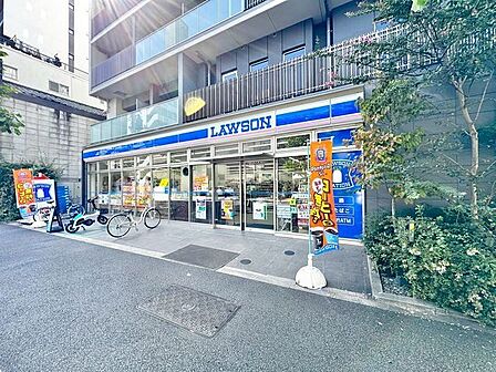 ローソン墨田両国一丁目店 220m