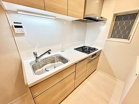 毎日をもっと軽やかに、キッチンワークをもっと効率的に。人に寄り添った美しい道具、使いこなす楽しみも。