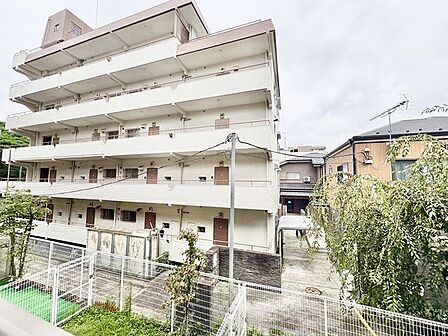 さまざまな表情の景色を眺めながら、くつろぎのひと時をお過ごし頂けます。