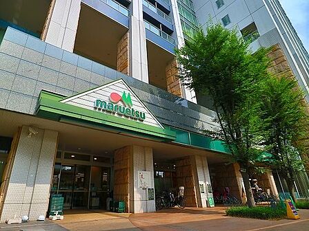マルエツ港南ワールドシティ店 40m