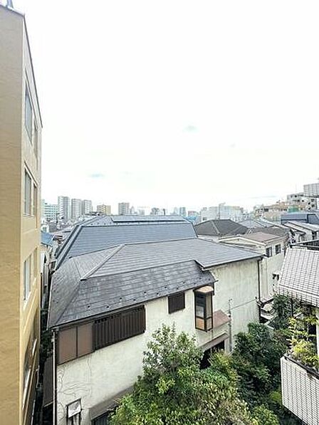 さまざまな表情の景色を眺めながら、くつろぎのひと時をお過ごし頂けます。