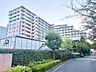 外観：穏やかな住環境と充実の生活利便性を備えたこの地で誇りに思える住まいを実現。