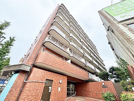 時代と共に変わりゆく街並みと、住む人の変わらない思いを融合。いつまでも誇りに思える住まいへ。