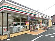 セブンイレブン浦和原山3丁目店 徒歩7分。 560m