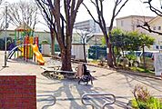 南町児童公園 徒歩28分。 2210m