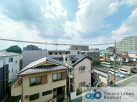 住戸からの眺望。風通しが良く、お洗濯物も早く乾きそうです。毎日のお洗濯が楽しみになりそうです。
