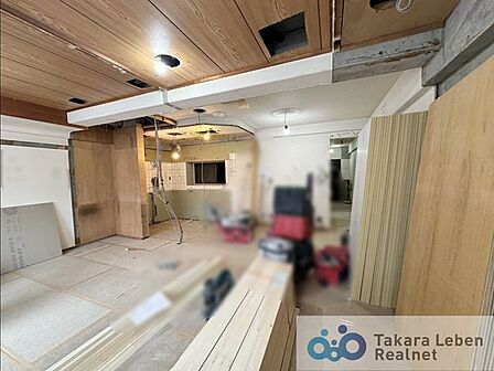※リフォーム工事中の内見も可能です(2026年8月3日撮影)