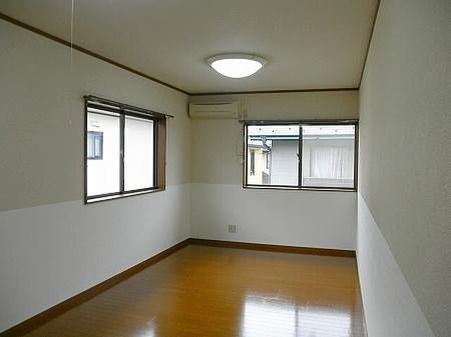 室内 米子市河岡