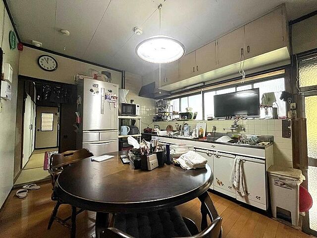 室内 米子市彦名町