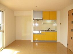 Ｋ・ファミリア 111 1階2LDKのリビング/ダイニング