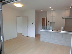 アーク松戸レジデンス 206 2階2LDKのリビング/ダイニング