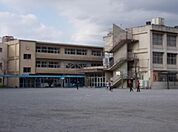 柏市立増尾西小学校 逆井駅 1530m